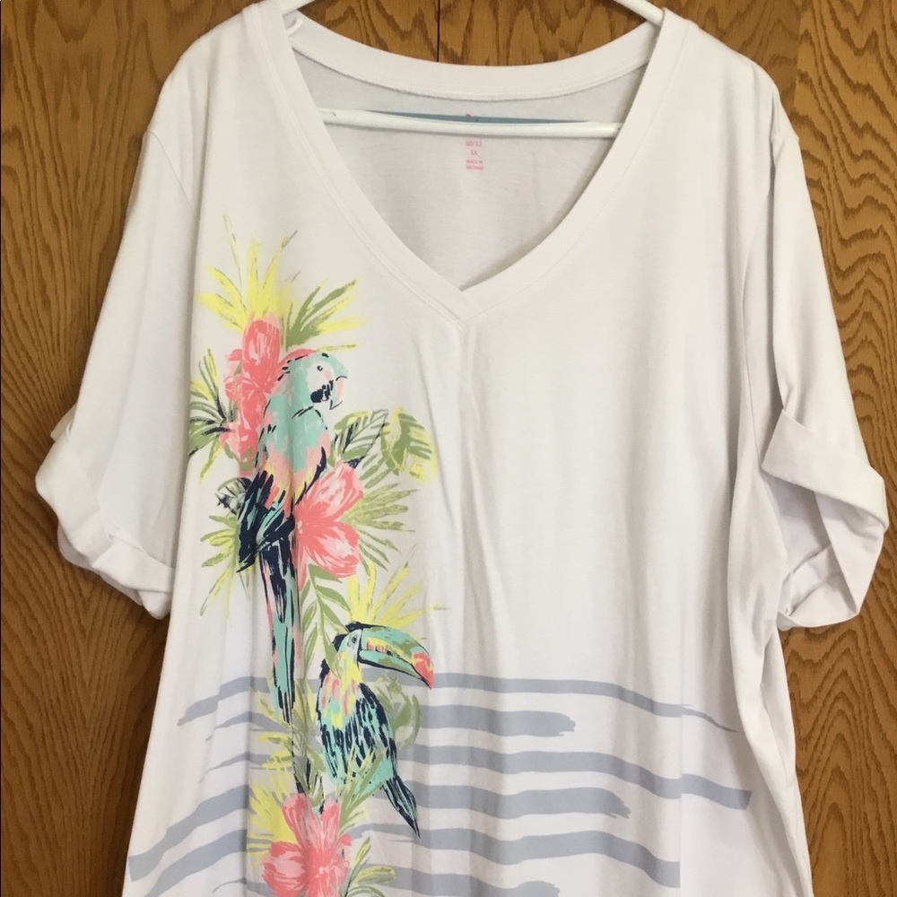 Two Piece V-Neck Tunic & Capri Set